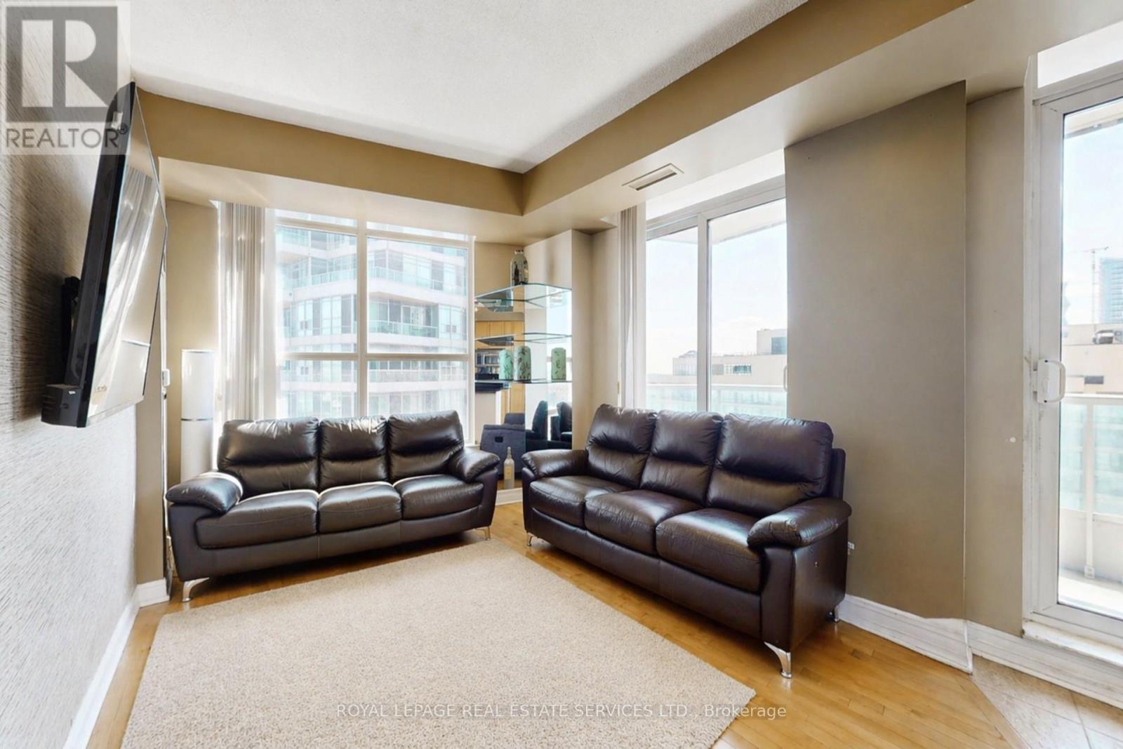 2505 - 1 Elm Drive W, Mississauga, Ontario  L5B 3C2 - Photo 9 - W12978494