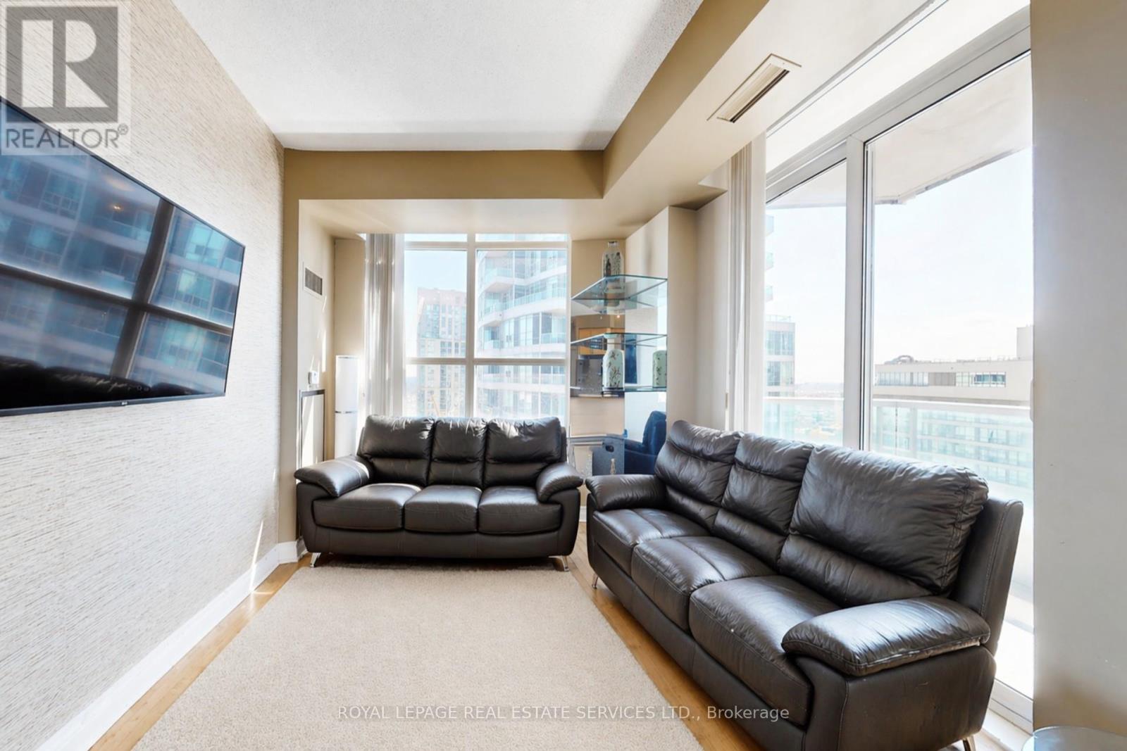 2505 - 1 Elm Drive W, Mississauga, Ontario  L5B 3C2 - Photo 10 - W12978494