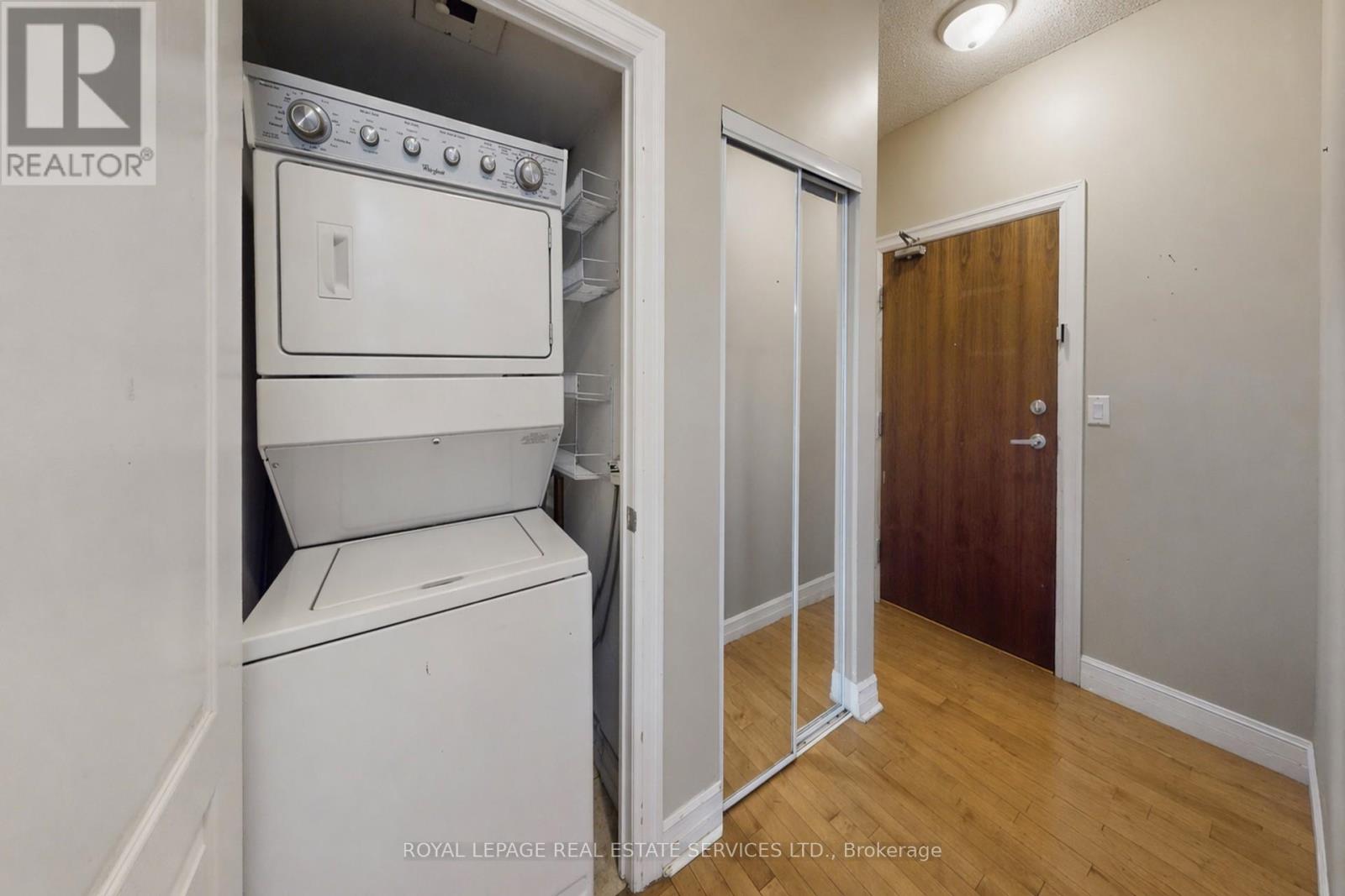 2505 - 1 Elm Drive W, Mississauga, Ontario  L5B 3C2 - Photo 7 - W12978494