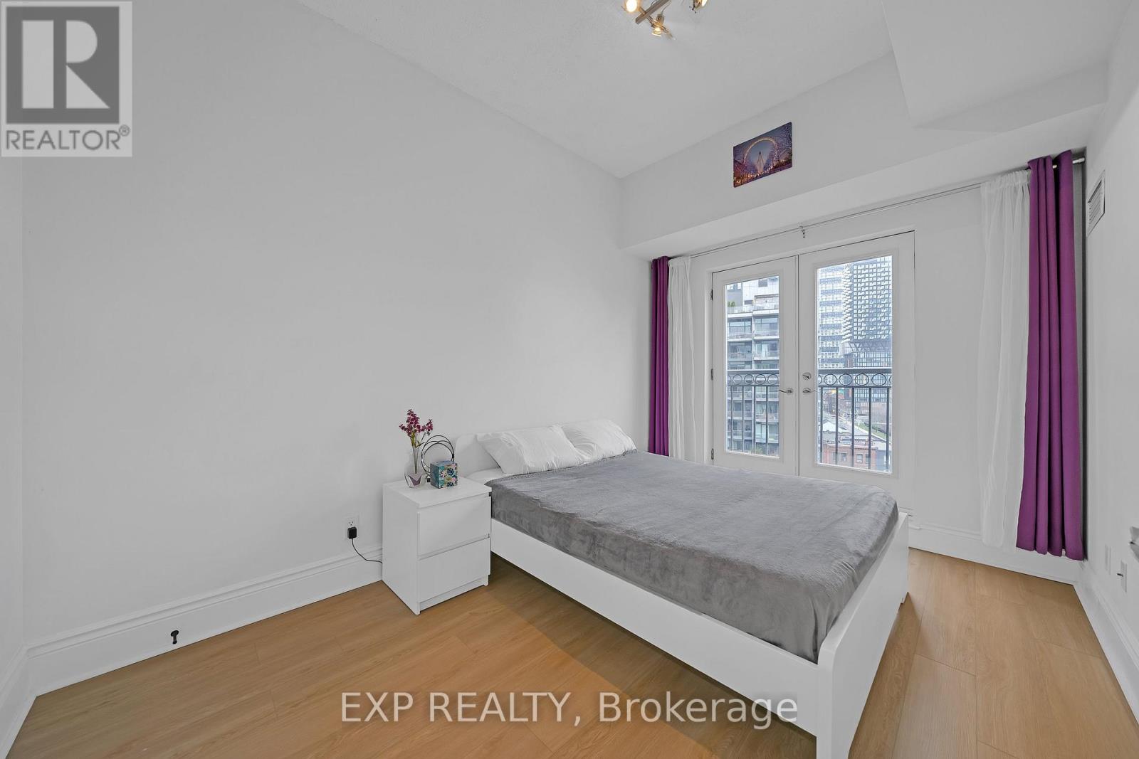1007 - 115 Richmond Street E, Toronto, Ontario  M5C 3H6 - Photo 7 - C13005998