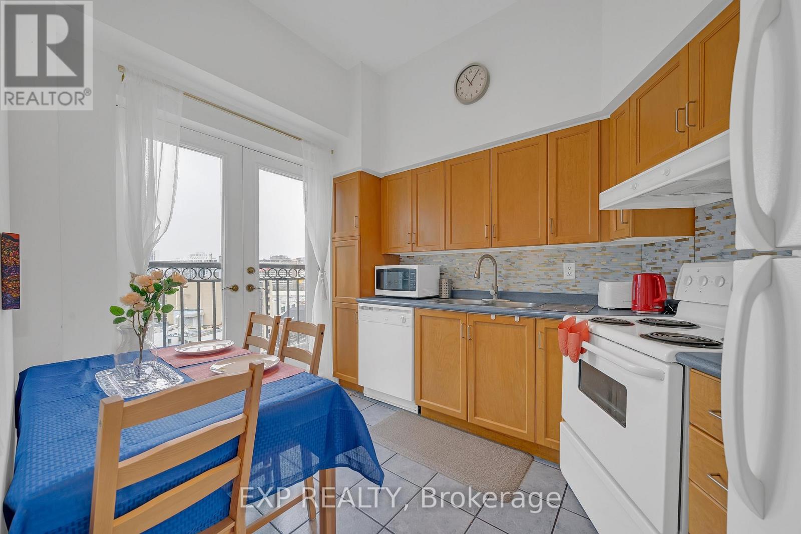 1007 - 115 Richmond Street E, Toronto, Ontario  M5C 3H6 - Photo 14 - C13005998