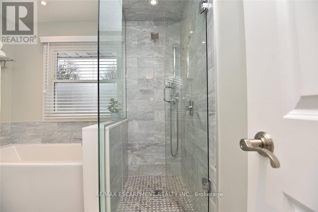 626 Vanderburgh Drive, Burlington, Ontario  L7T 3W6 - Photo 28 - W13014266