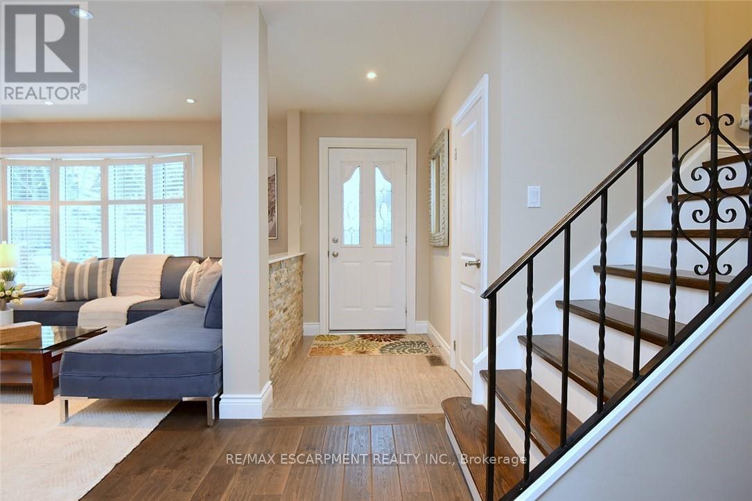 626 Vanderburgh Drive, Burlington, Ontario  L7T 3W6 - Photo 23 - W13014266