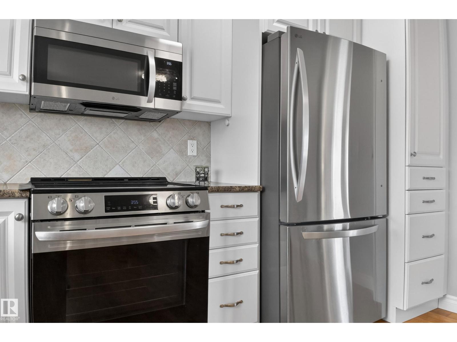 104 Grandin Dr, Morinville, Alberta  T8R 1H5 - Photo 17 - E4482515