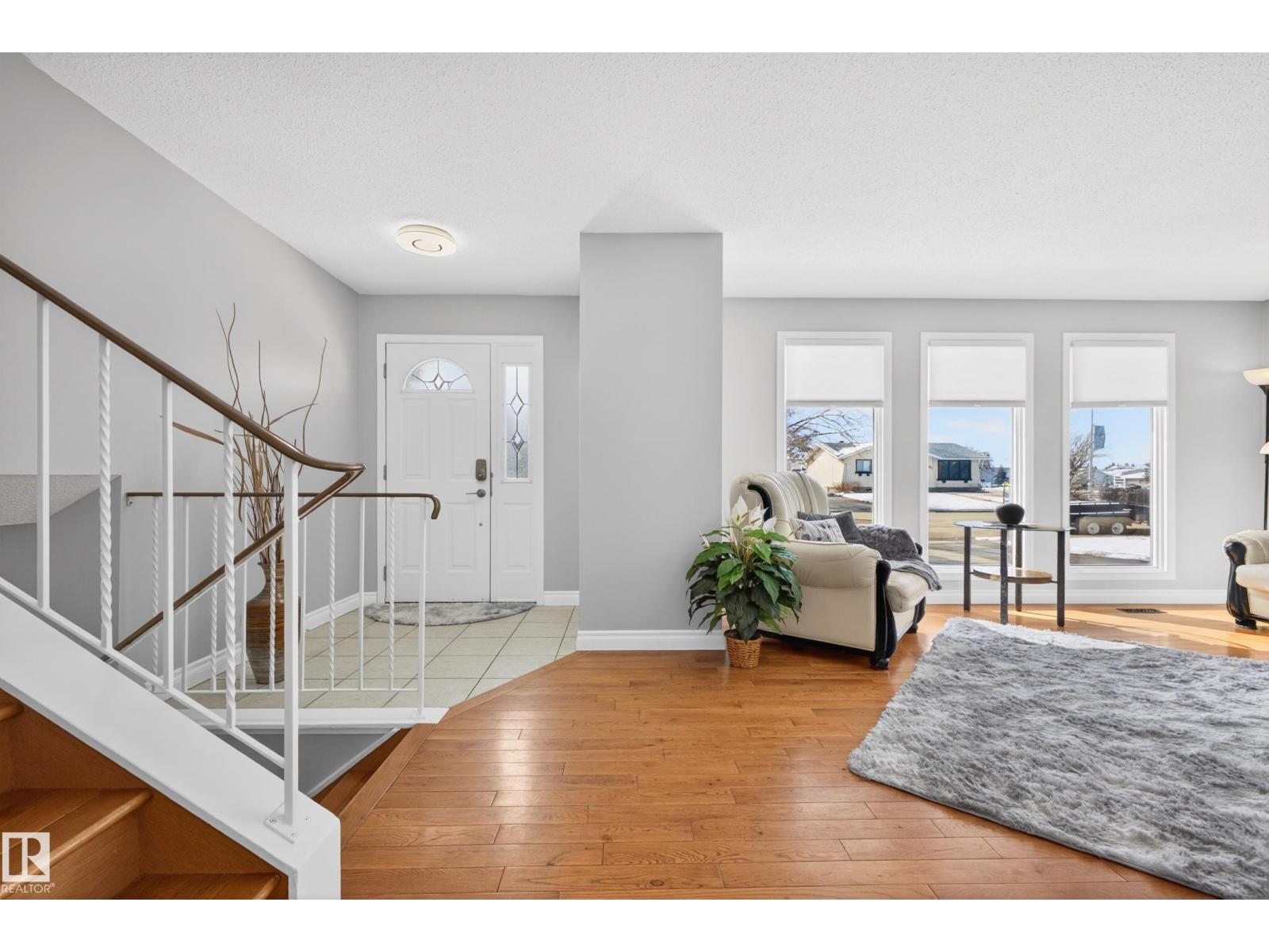 104 Grandin Dr, Morinville, Alberta  T8R 1H5 - Photo 7 - E4482515