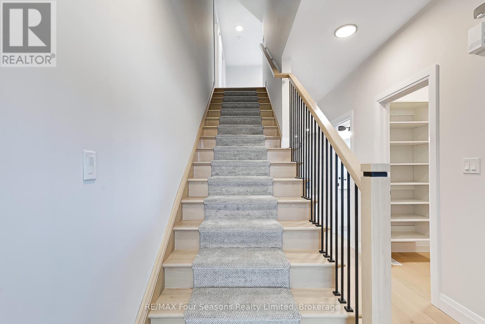 1 Boynton Court, Blue Mountains, Ontario  N0H 2P0 - Photo 27 - X12994508