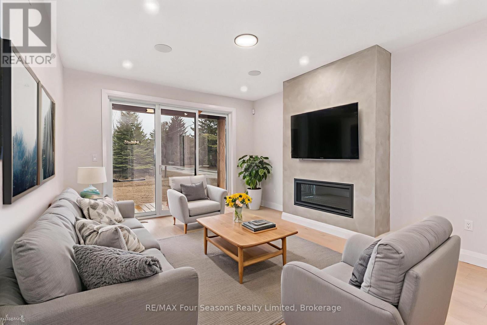 1 Boynton Court, Blue Mountains, Ontario  N0H 2P0 - Photo 6 - X12994508