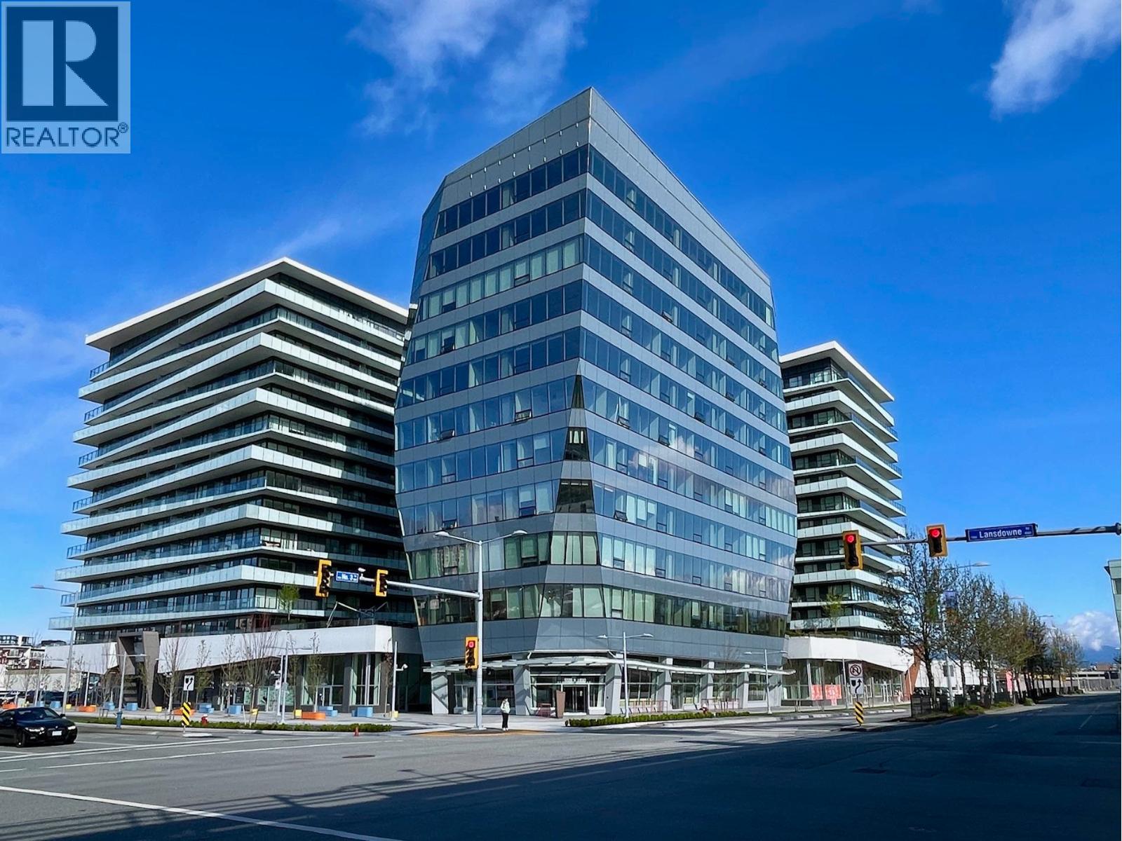 320 5599 NO. 3 ROAD, Richmond, British Columbia