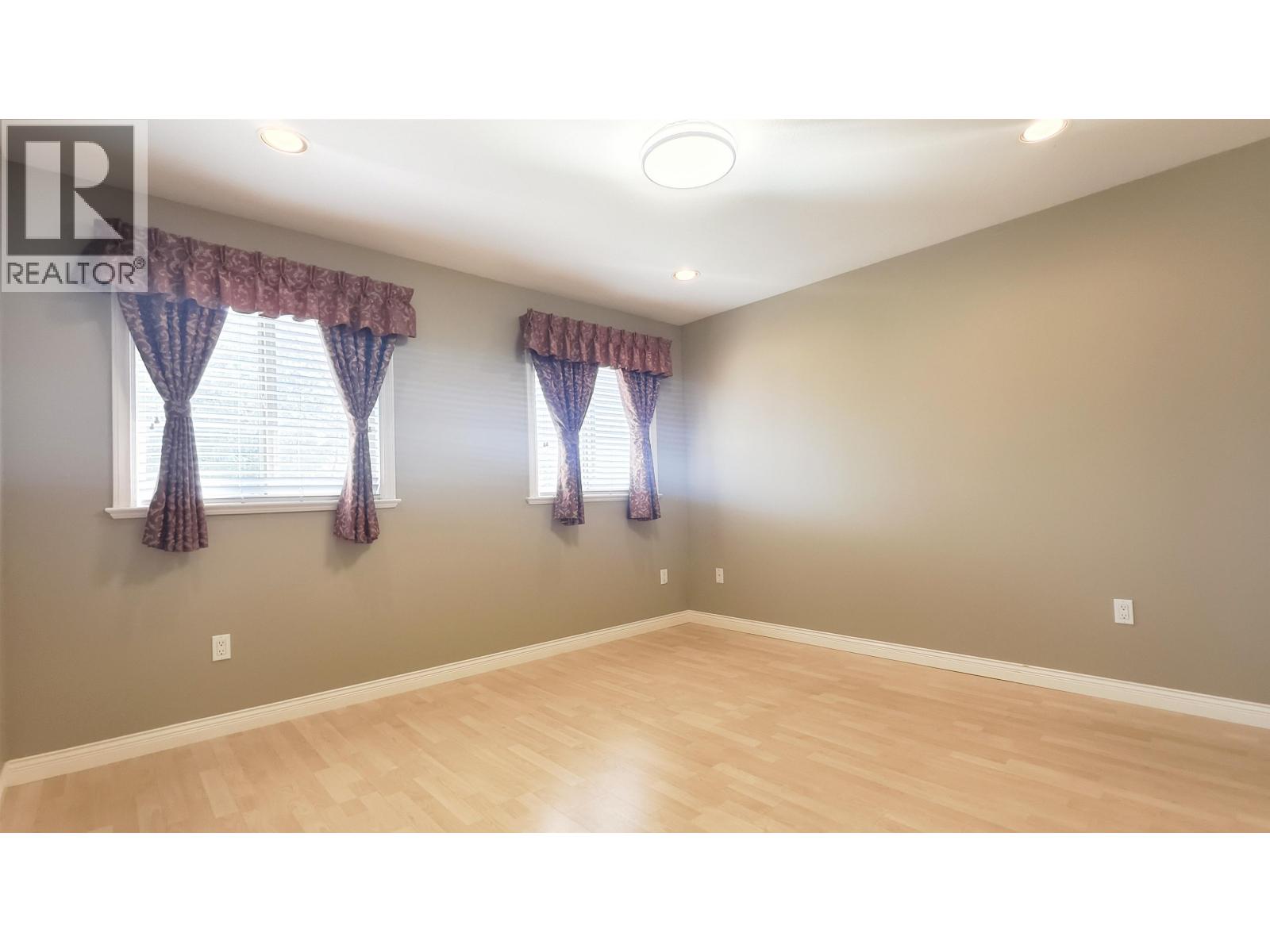 6060 Clinton Street, Burnaby, British Columbia  V5J 2M5 - Photo 17 - R3113003