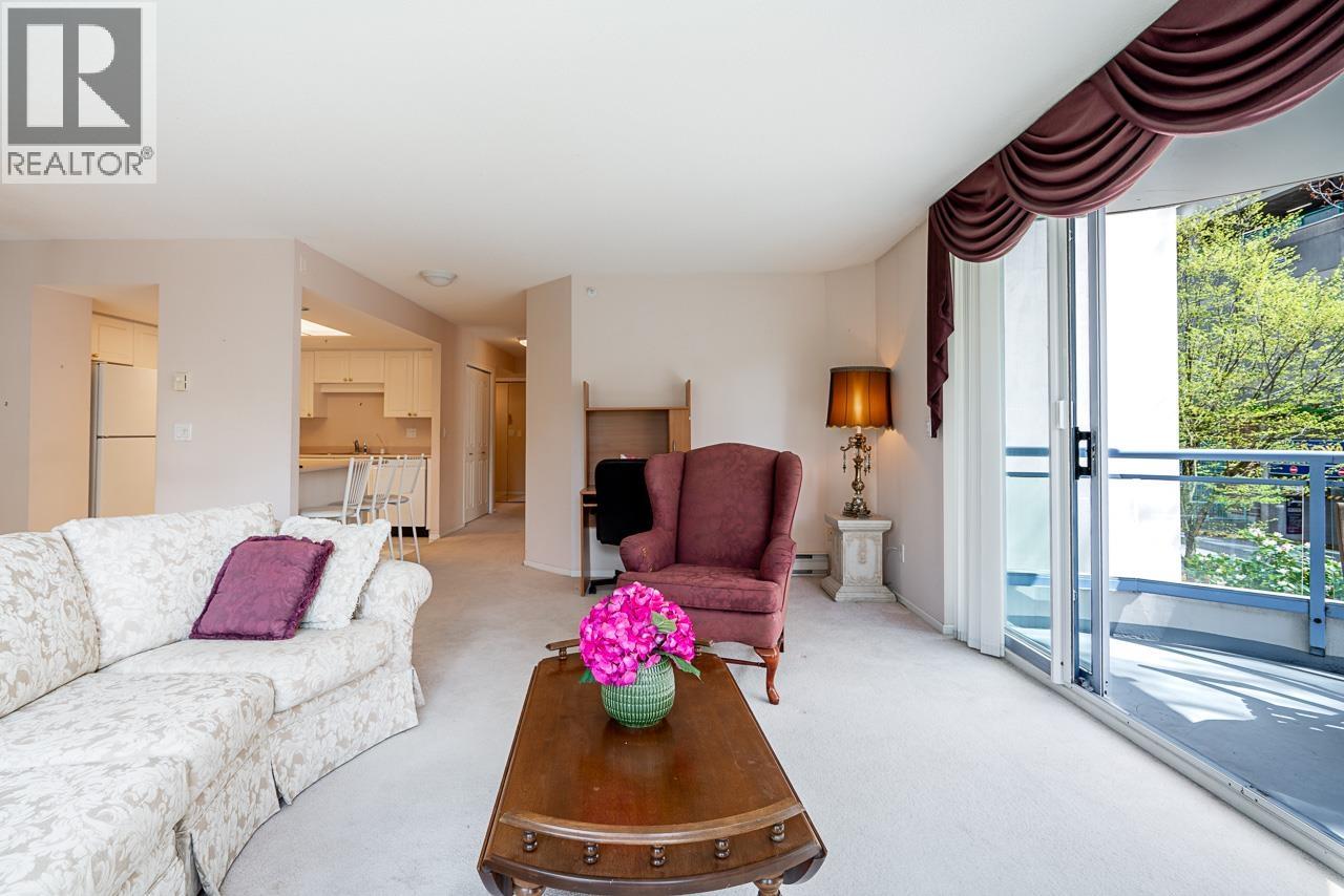 204 739 Princess Street, New Westminster, British Columbia  V3M 6V6 - Photo 4 - R3113008