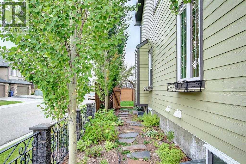 8 Legacy Terrace Se, Calgary, Alberta  T2X 0X1 - Photo 2 - A2301183