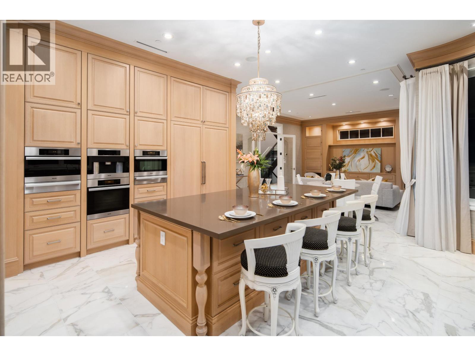 5755 Angus Drive, Vancouver, British Columbia  V6M 3N7 - Photo 13 - R3112995