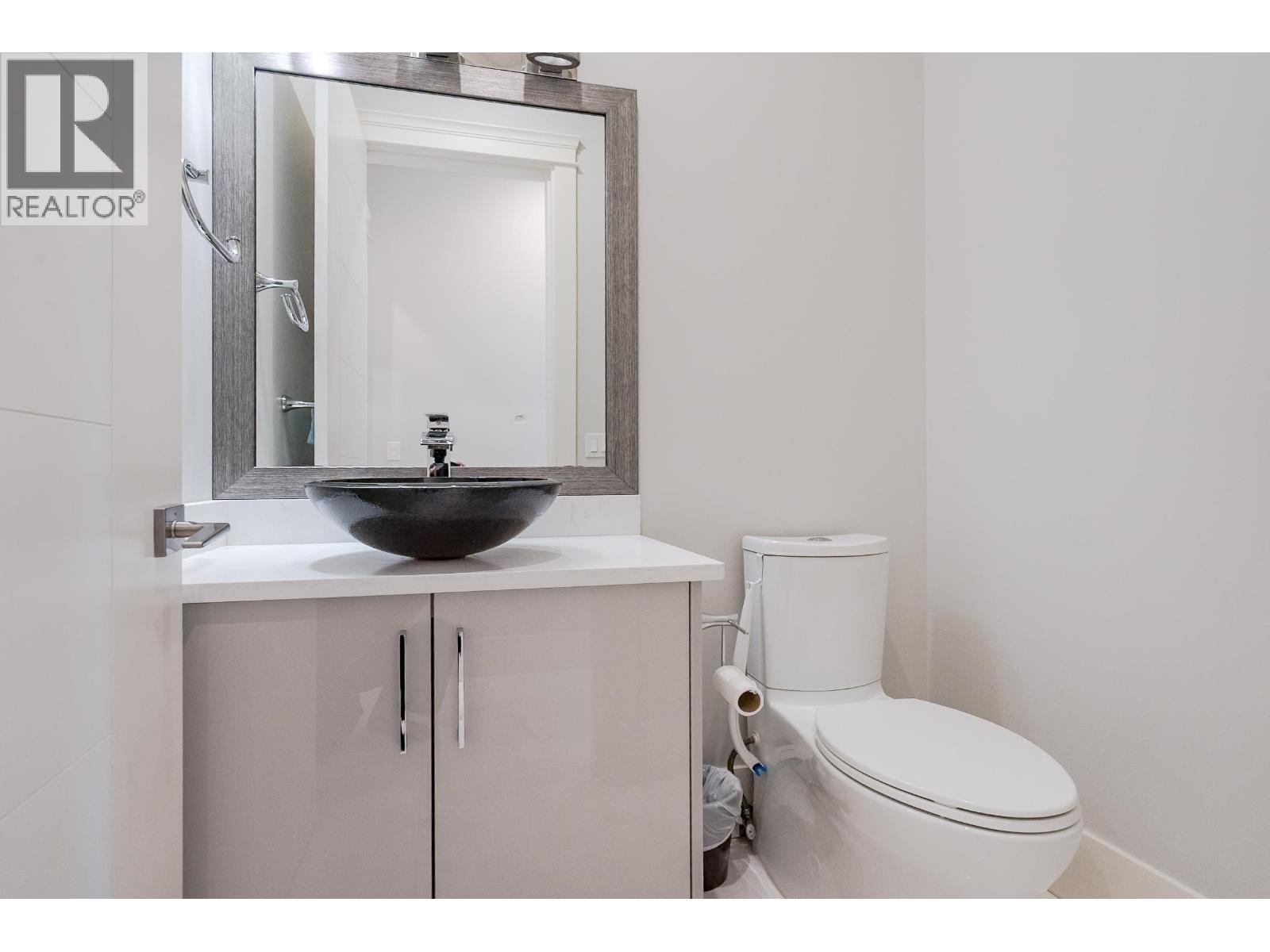 6011 Takla Place, Richmond, British Columbia  V7C 4A1 - Photo 17 - R3113019