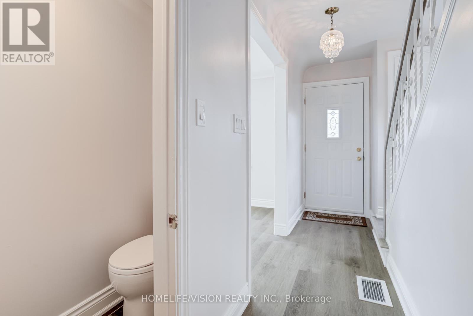 26 Miles Road, Toronto, Ontario  M8V 1V3 - Photo 12 - W13009674