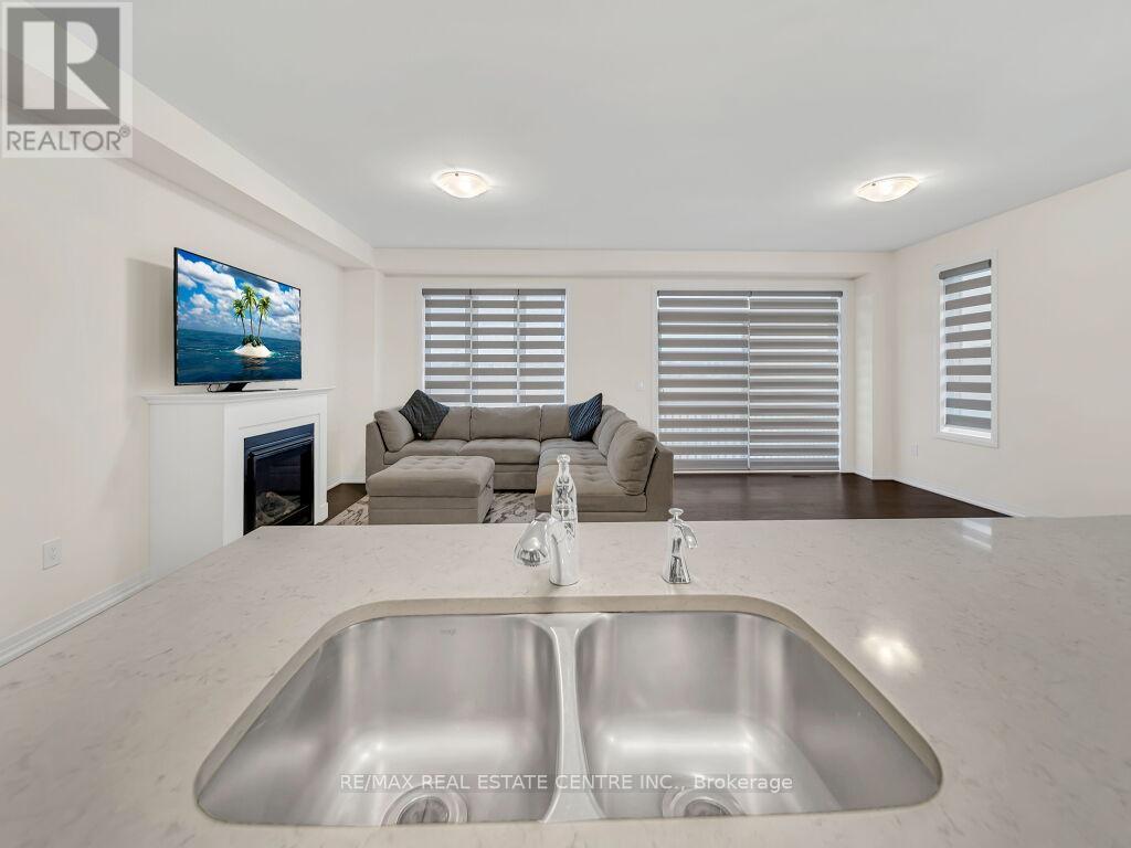 312 Bismark Drive, Cambridge, Ontario  N1S 0C6 - Photo 15 - X12988282