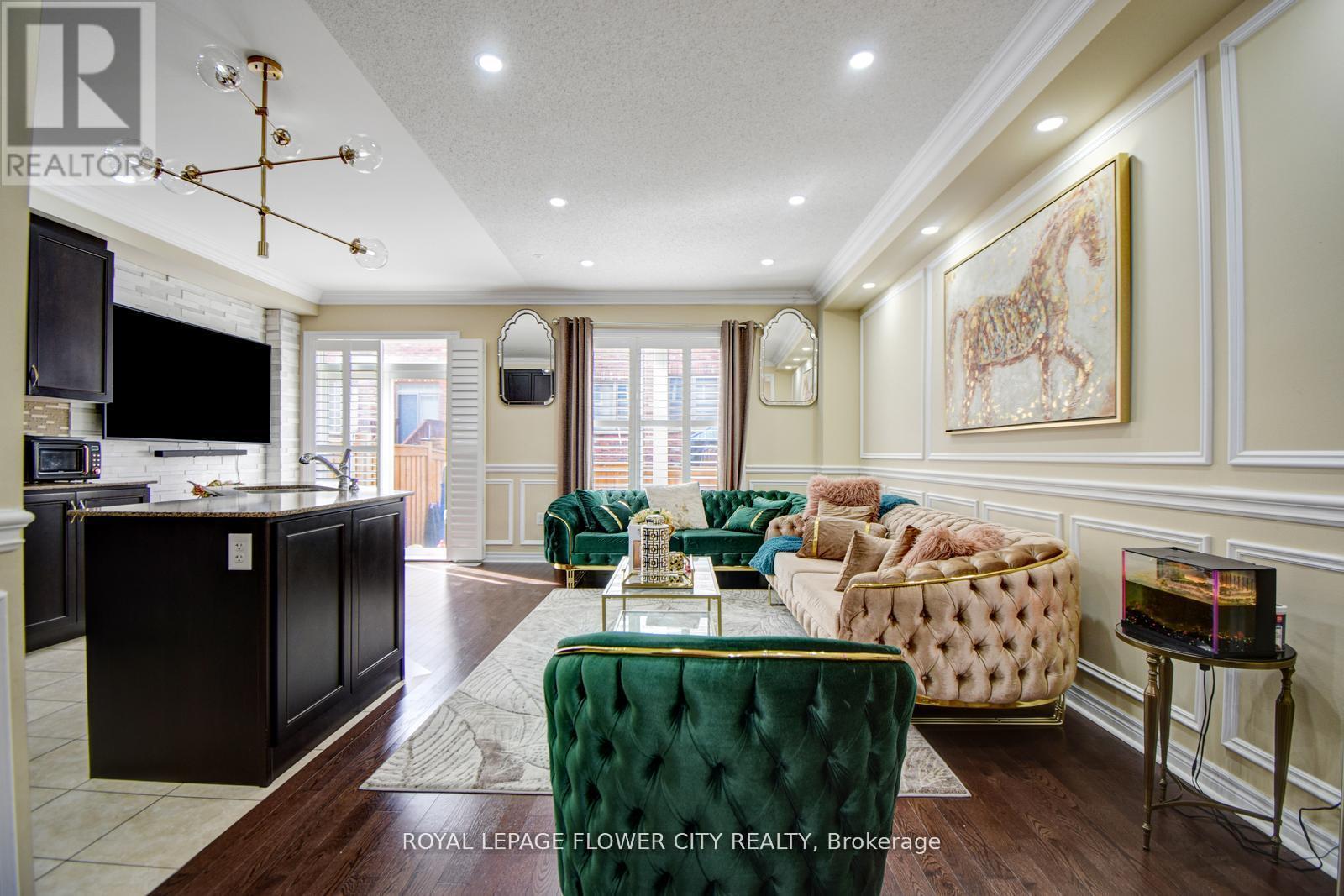 25 Padbury Trail, Brampton, Ontario  L7A 4V2 - Photo 12 - W13015160