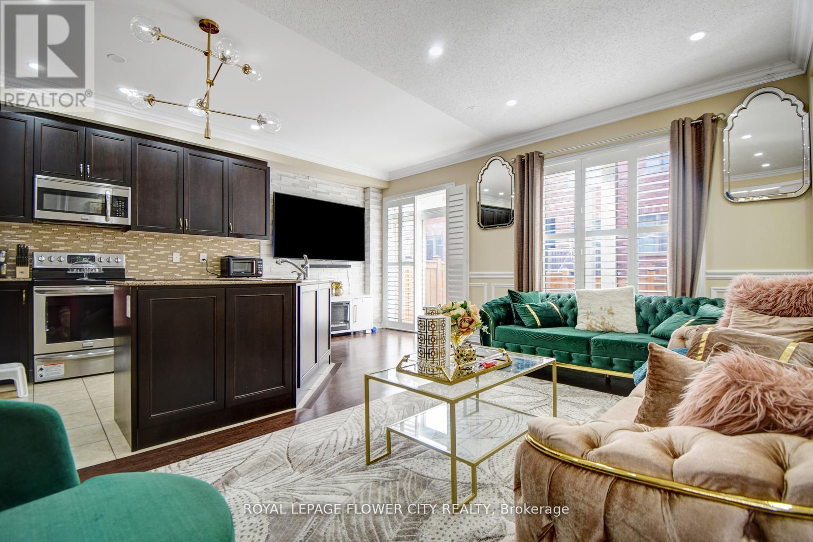 25 Padbury Trail, Brampton, Ontario  L7A 4V2 - Photo 17 - W13015160