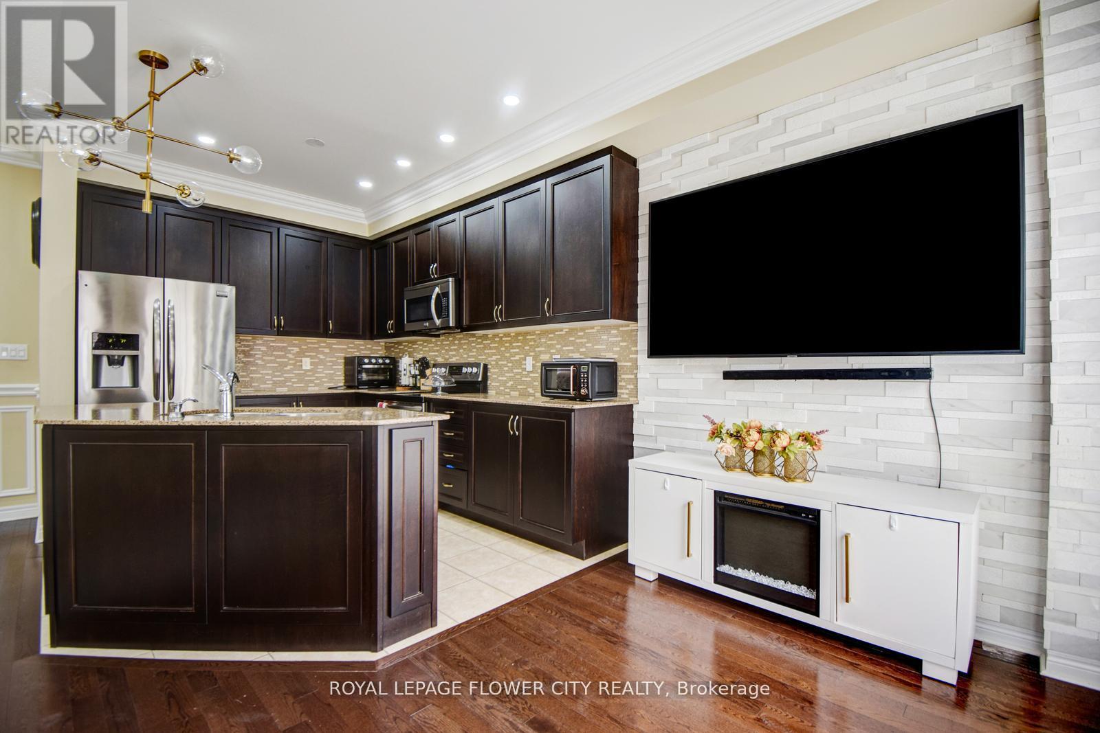 25 Padbury Trail, Brampton, Ontario  L7A 4V2 - Photo 20 - W13015160