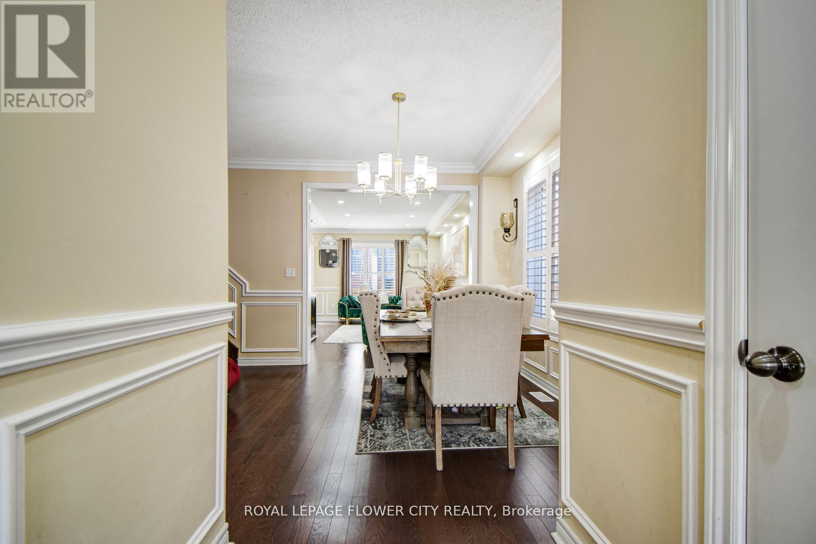 25 Padbury Trail, Brampton, Ontario  L7A 4V2 - Photo 8 - W13015160