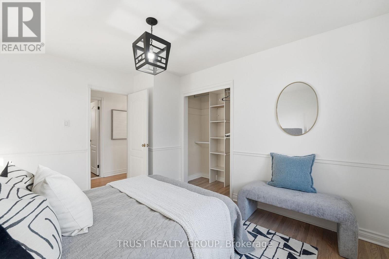 9 Del Ria Drive, Toronto, Ontario  M6L 1L9 - Photo 19 - W13015176