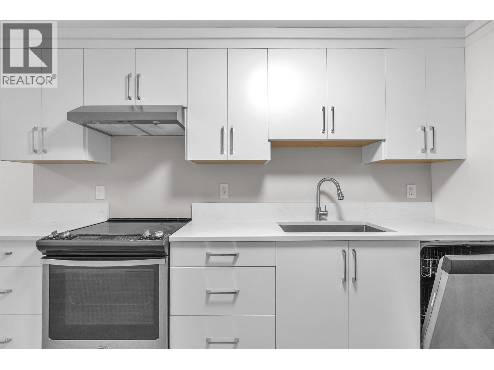 Ground Lvl 2240 Brookmount Avenue, Coquitlam, British Columbia  V3J 6V6 - Photo 7 - R3110847