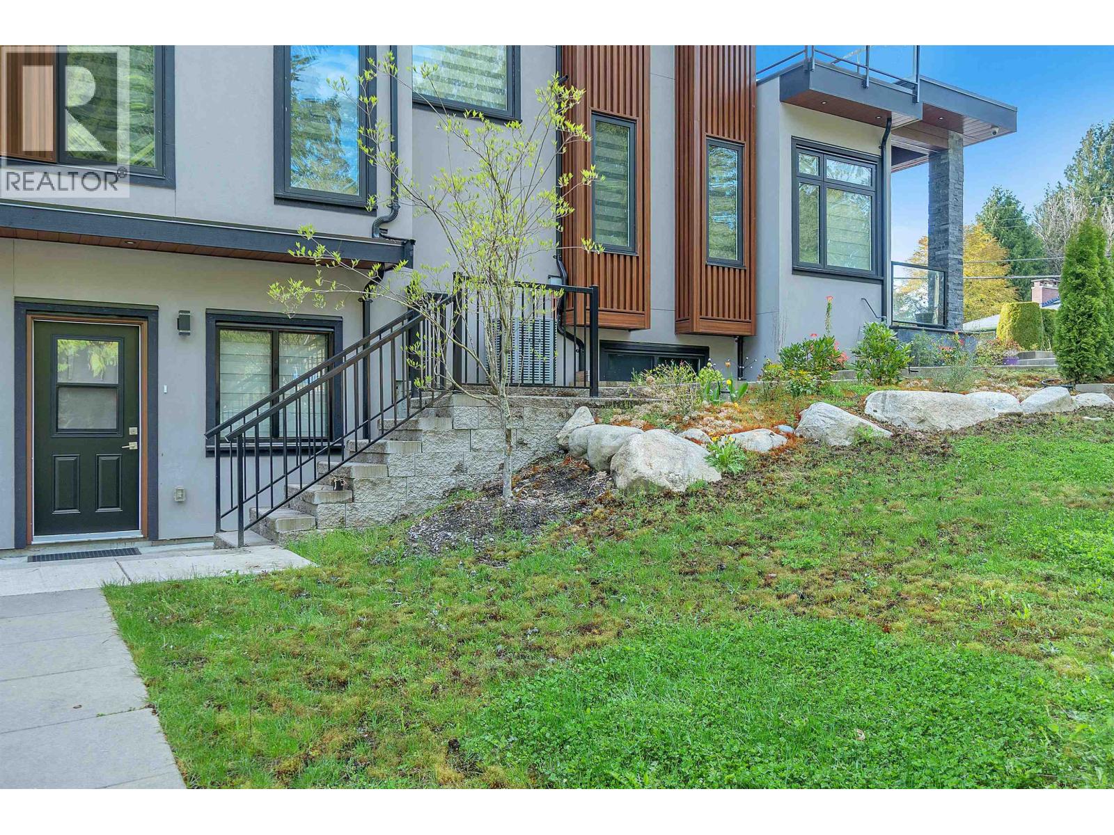 Ground Lvl 2240 Brookmount Avenue, Coquitlam, British Columbia  V3J 6V6 - Photo 13 - R3110847