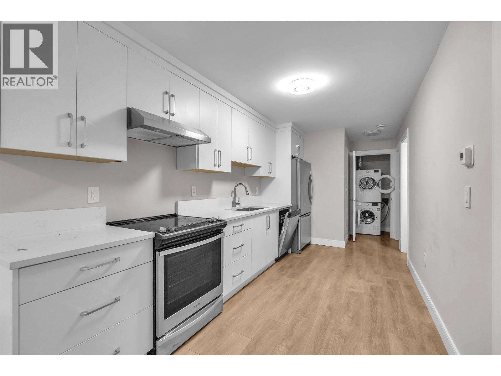 Ground Lvl 2240 Brookmount Avenue, Coquitlam, British Columbia  V3J 6V6 - Photo 5 - R3110847