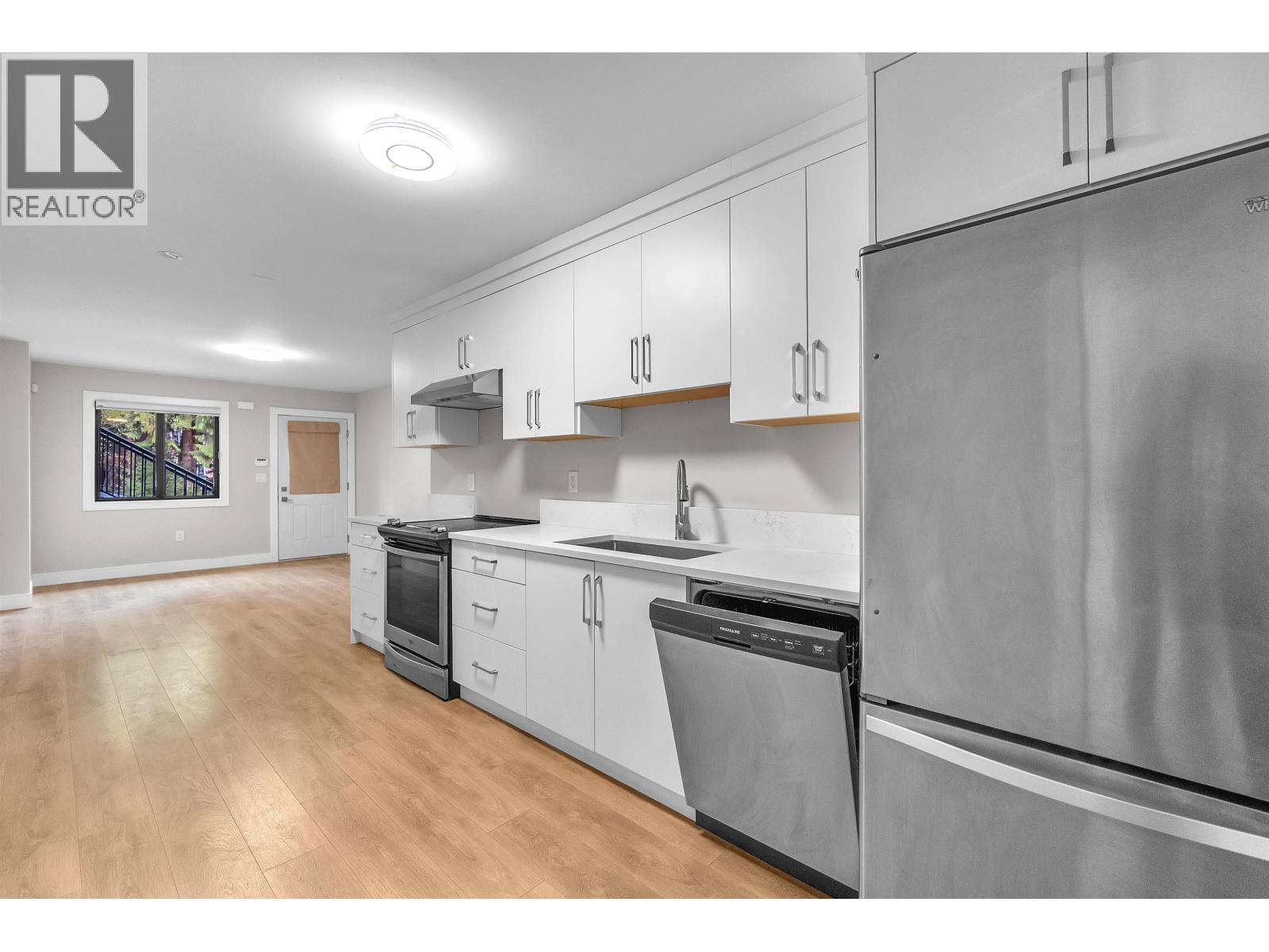 Ground Lvl 2240 Brookmount Avenue, Coquitlam, British Columbia  V3J 6V6 - Photo 6 - R3110847