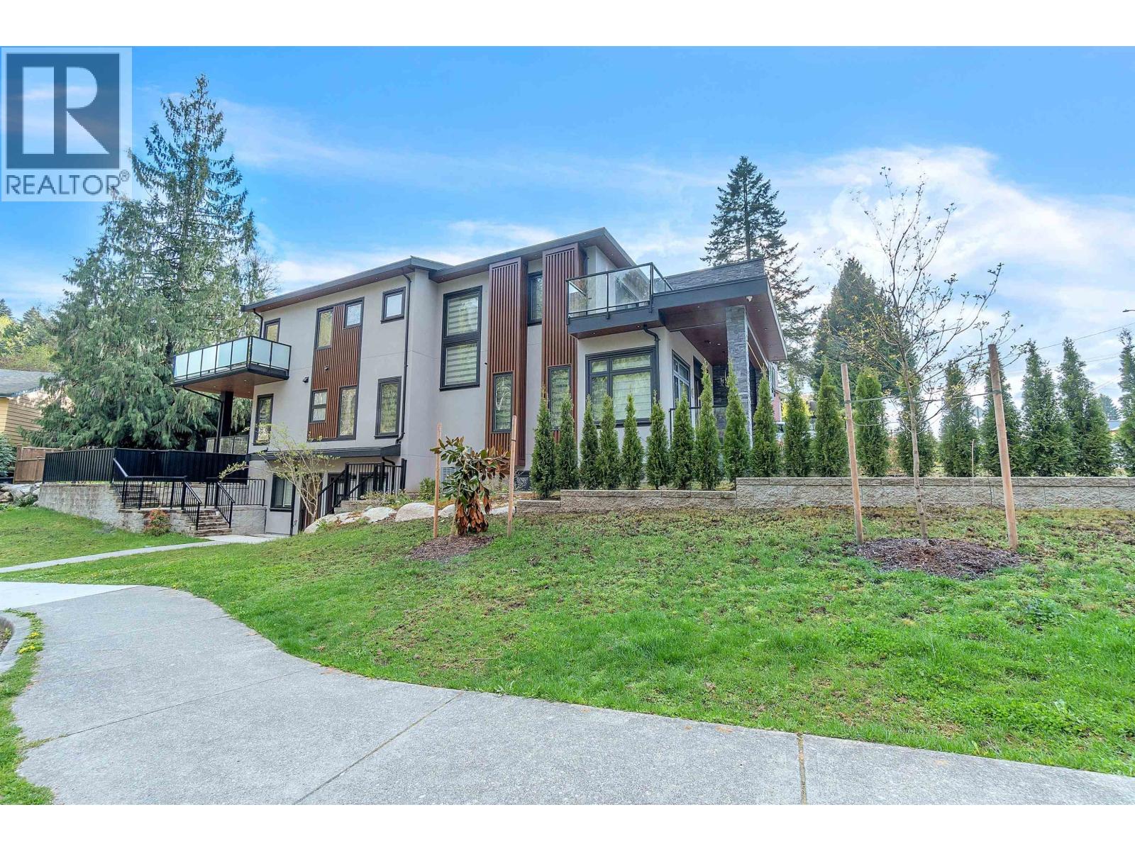 Ground Lvl 2240 Brookmount Avenue, Coquitlam, British Columbia  V3J 6V6 - Photo 14 - R3110847