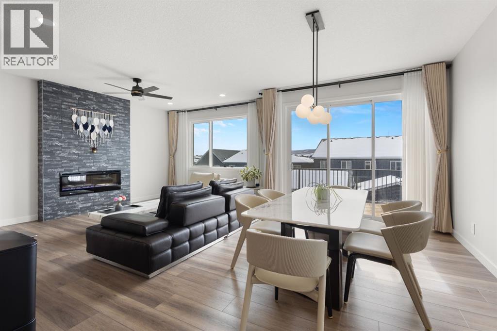 67 Royston Heath NW, Calgary, Alberta