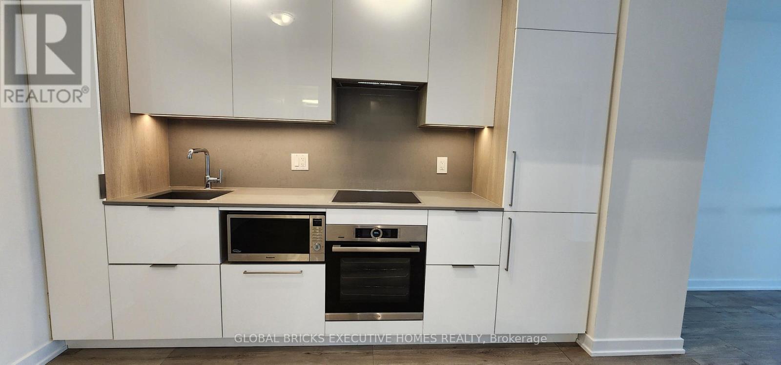 4503 - 28 Freeland Street, Toronto, Ontario  M5E 0E3 - Photo 6 - C12986302