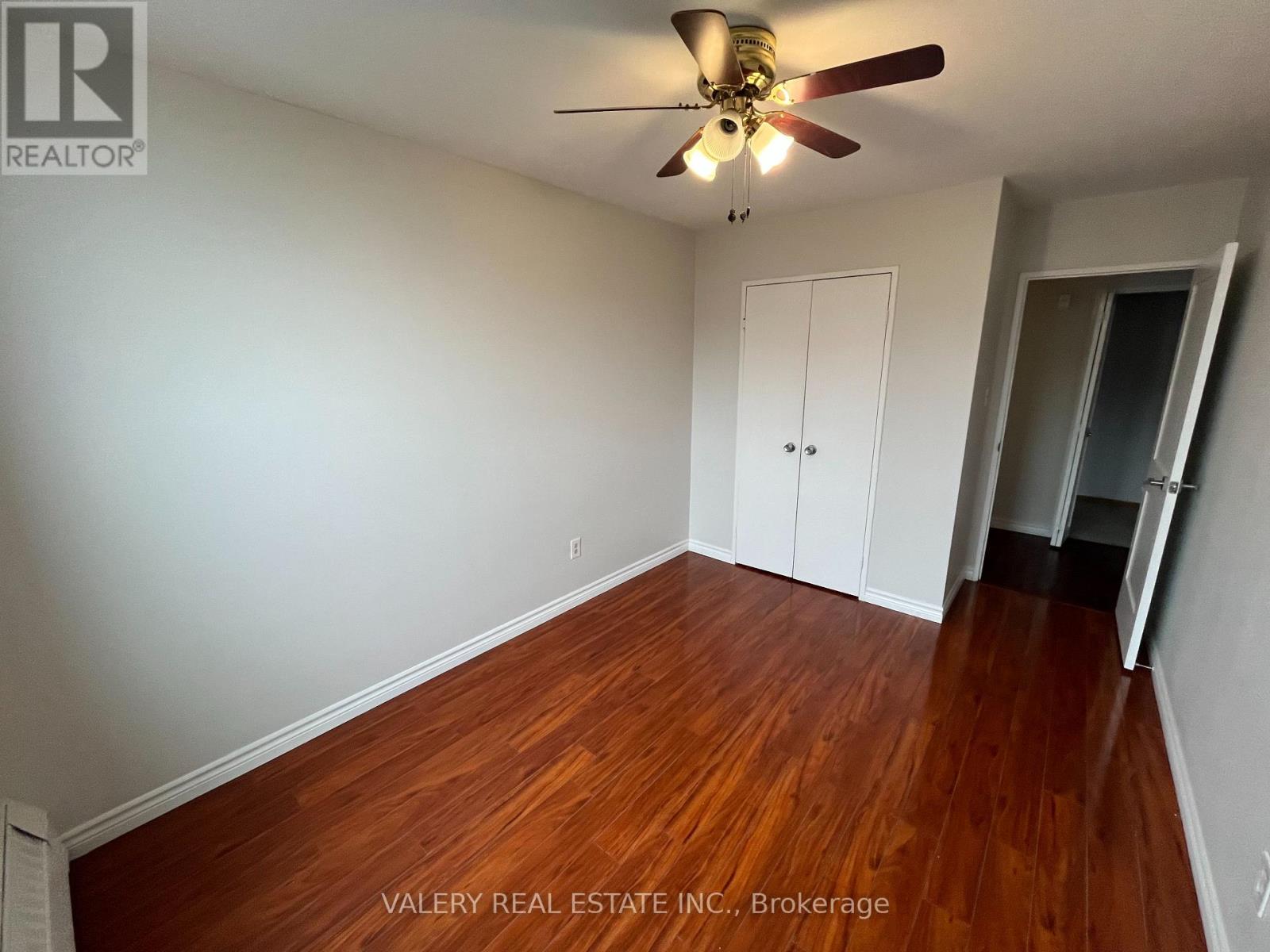 708 - 31 Four Winds Drive, Toronto, Ontario  M3J 1K9 - Photo 12 - W12826566