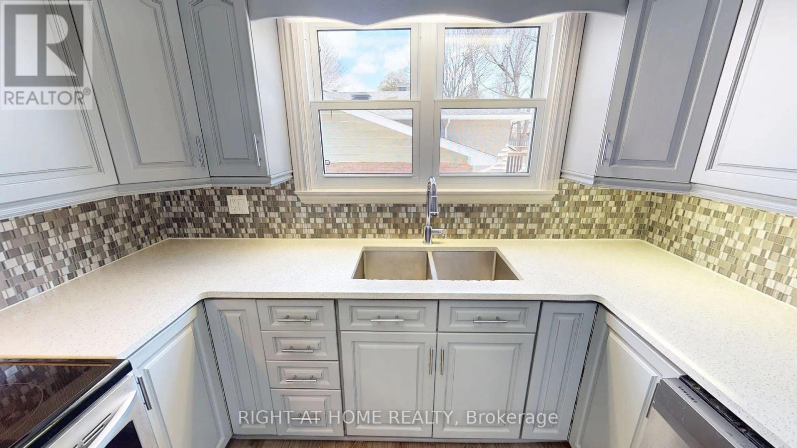 27 Shore Acres Boulevard, North Bay, Ontario  P1A 1B7 - Photo 15 - X12780784