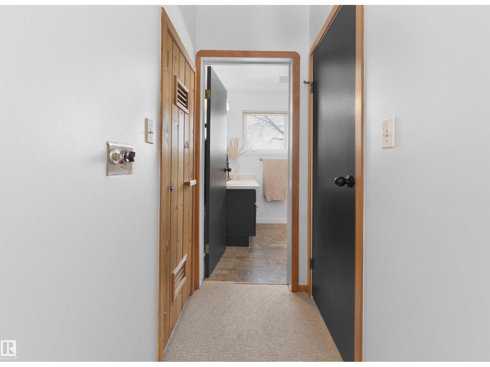 10251 77 St Nw, Edmonton, Alberta  T6A 3C4 - Photo 21 - E4482982