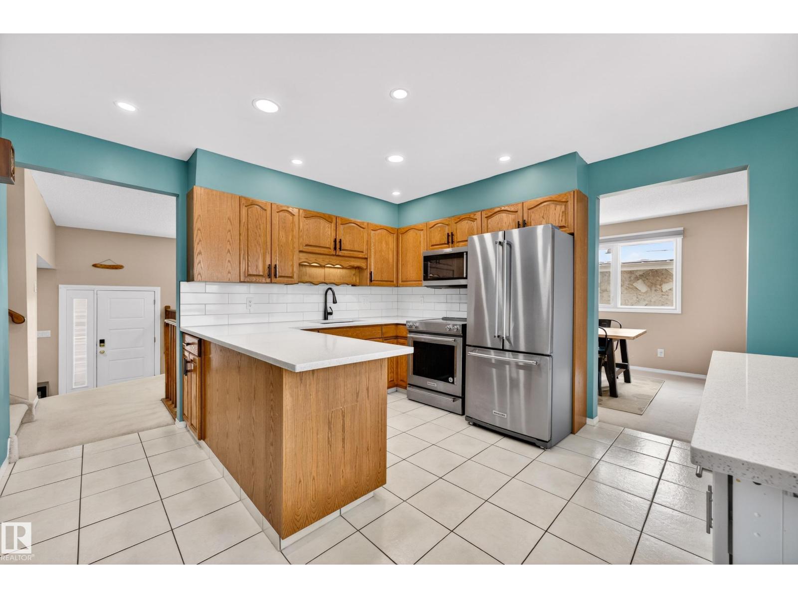 3010 105a St Nw, Edmonton, Alberta  T6J 3A5 - Photo 13 - E4482983