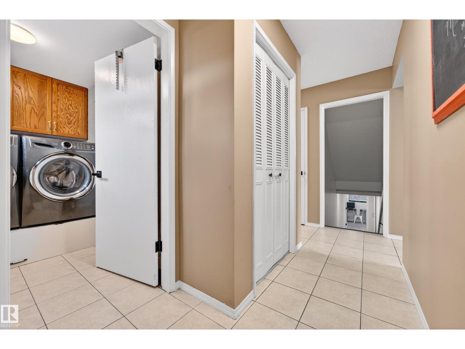 3010 105a St Nw, Edmonton, Alberta  T6J 3A5 - Photo 20 - E4482983