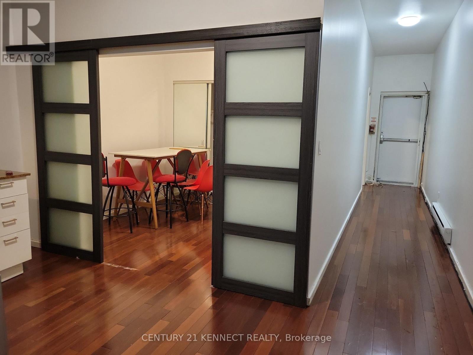 2nd Rear - 181 Augusta Avenue, Toronto, Ontario  M5T 2L4 - Photo 3 - C12925844