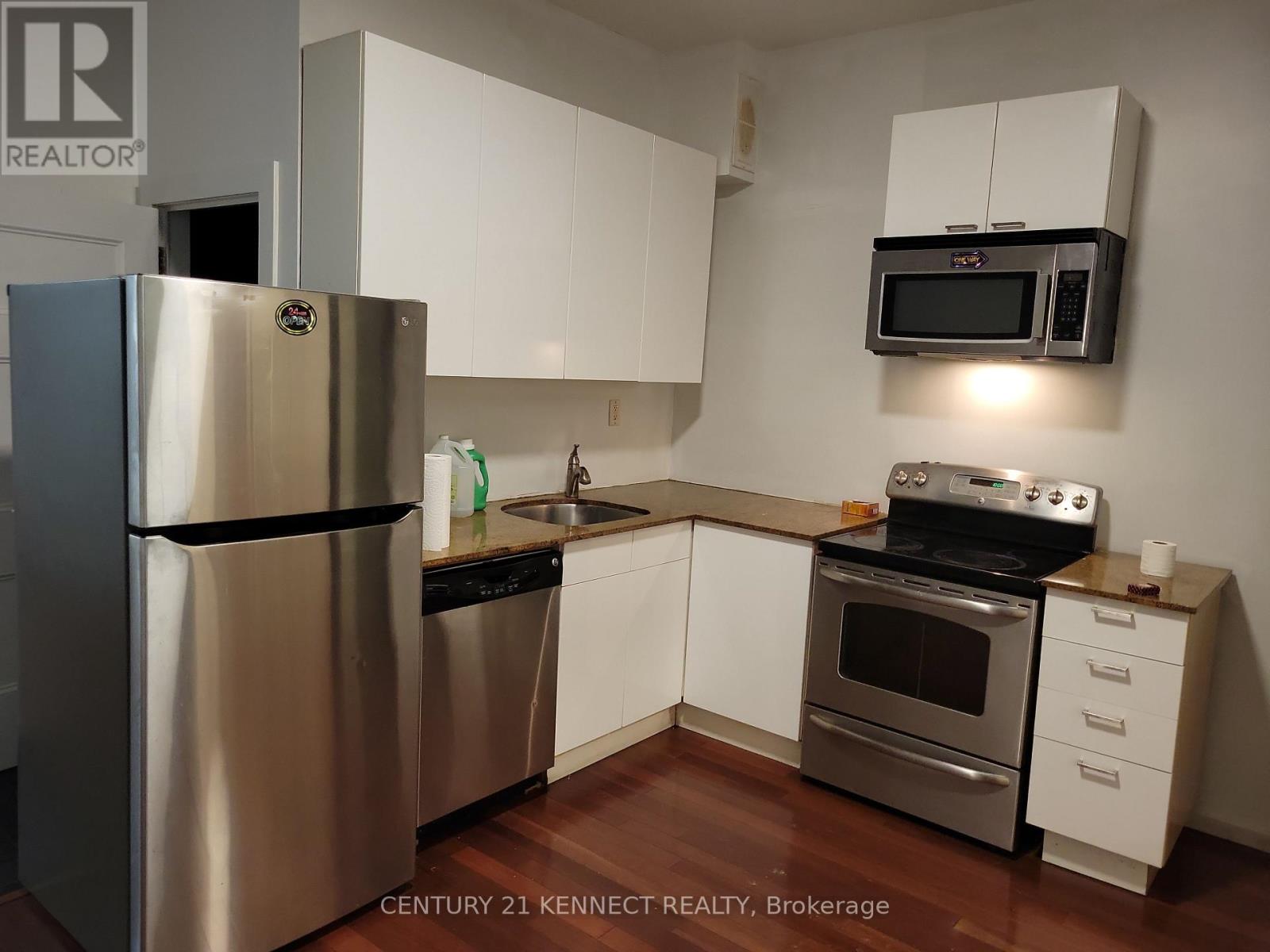 2ND REAR - 181 AUGUSTA AVENUE, Toronto, Ontario