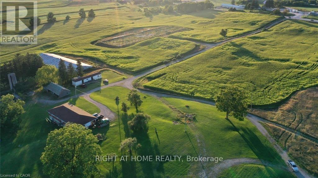 2265 Snyders Road E, Wilmot, Ontario  N0B 2H0 - Photo 17 - X12941440