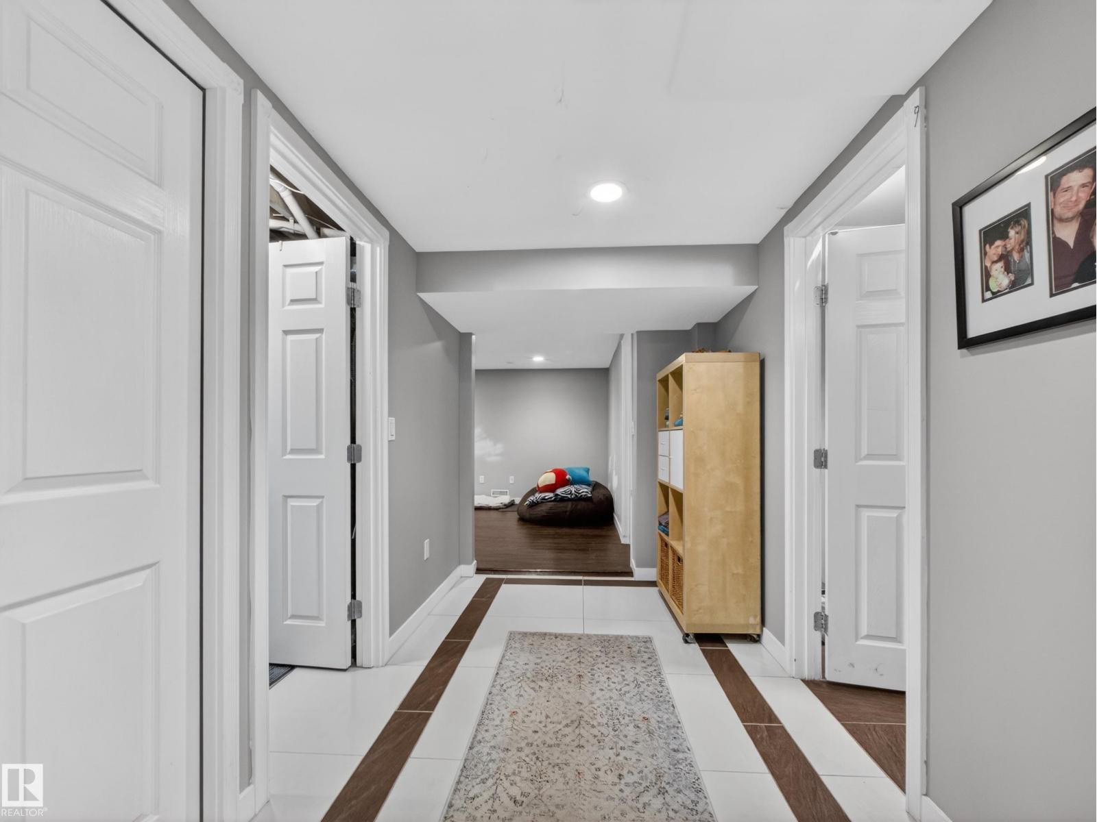 9310 165 St Nw, Edmonton, Alberta  T5R 2S4 - Photo 53 - E4482694