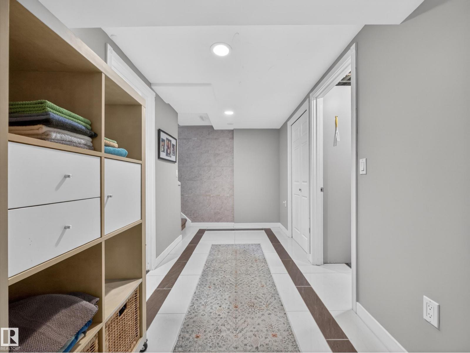 9310 165 St Nw, Edmonton, Alberta  T5R 2S4 - Photo 37 - E4482694