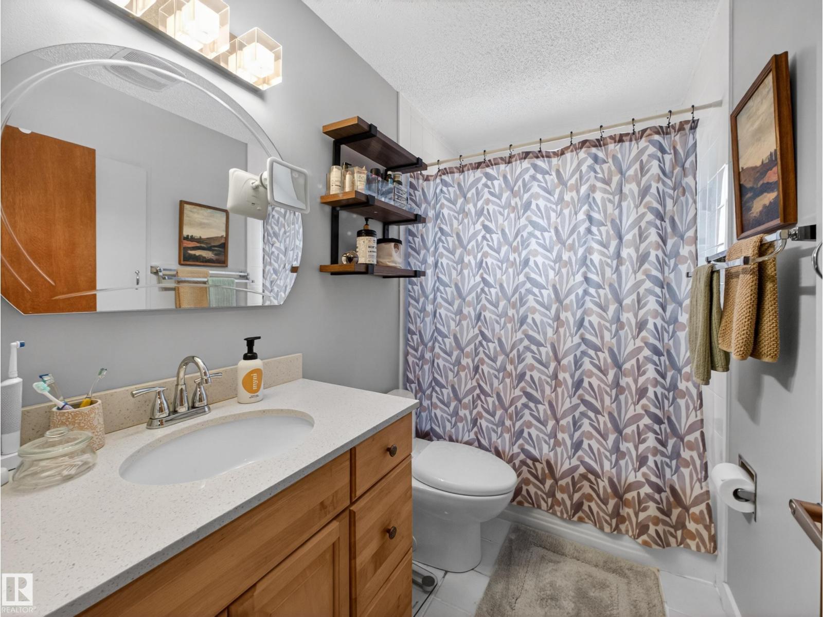 9310 165 St Nw, Edmonton, Alberta  T5R 2S4 - Photo 22 - E4482694