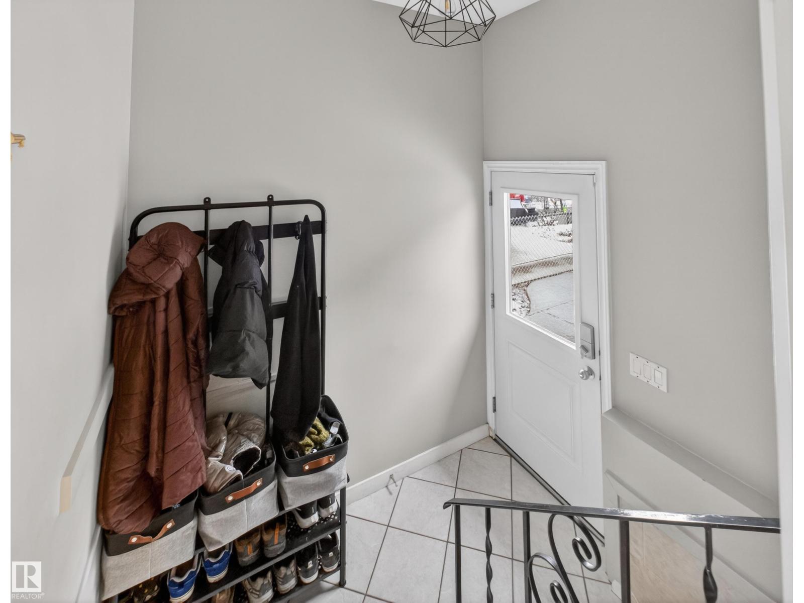 9310 165 St Nw, Edmonton, Alberta  T5R 2S4 - Photo 26 - E4482694