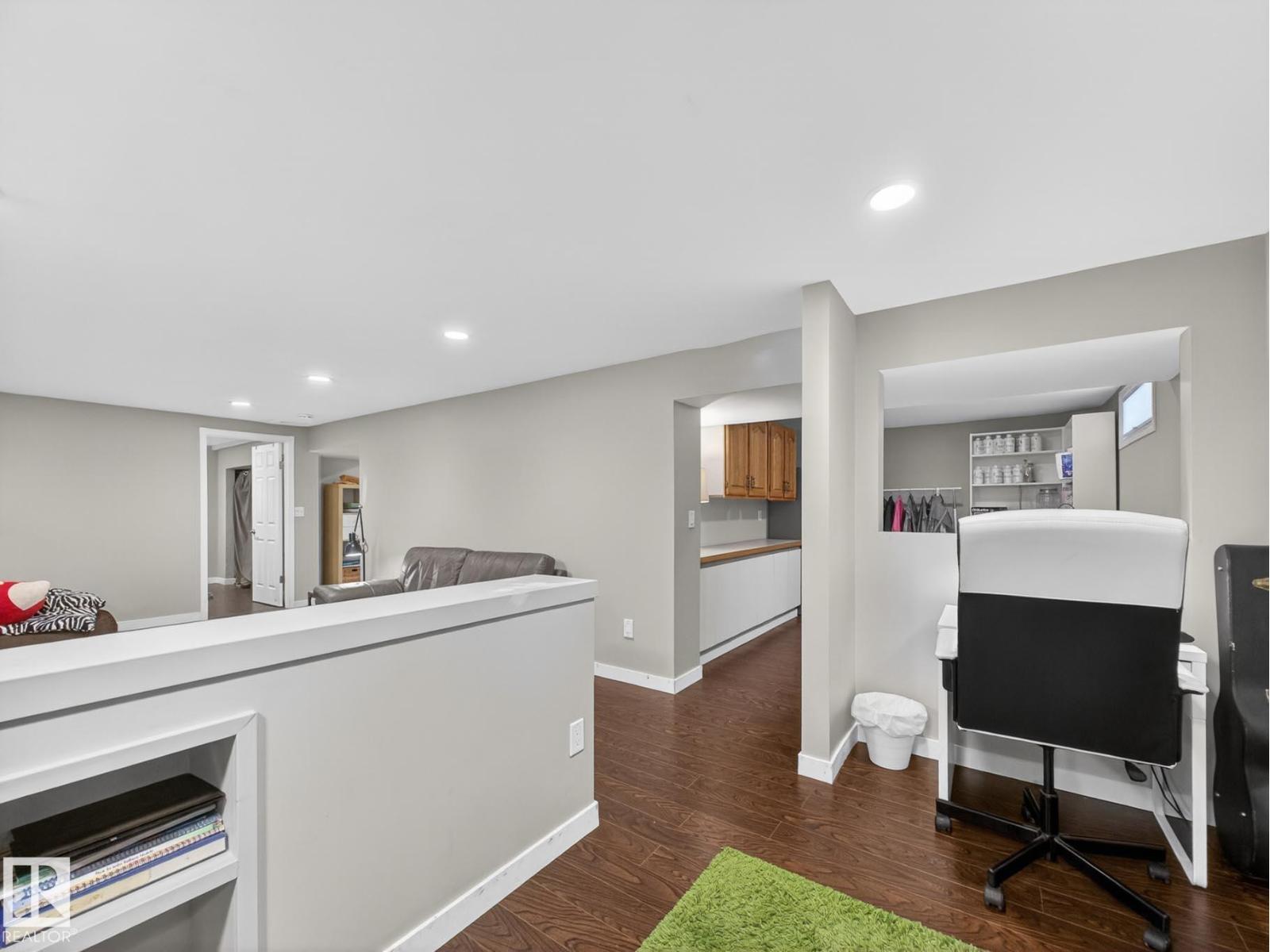 9310 165 St Nw, Edmonton, Alberta  T5R 2S4 - Photo 46 - E4482694