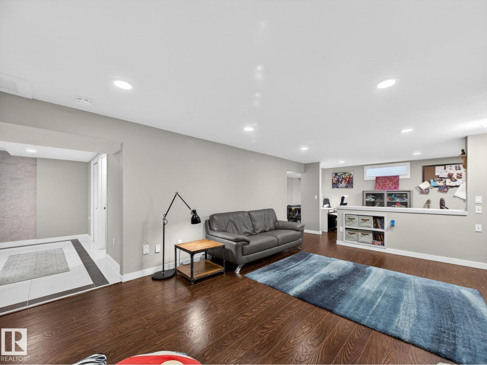 9310 165 St Nw, Edmonton, Alberta  T5R 2S4 - Photo 40 - E4482694