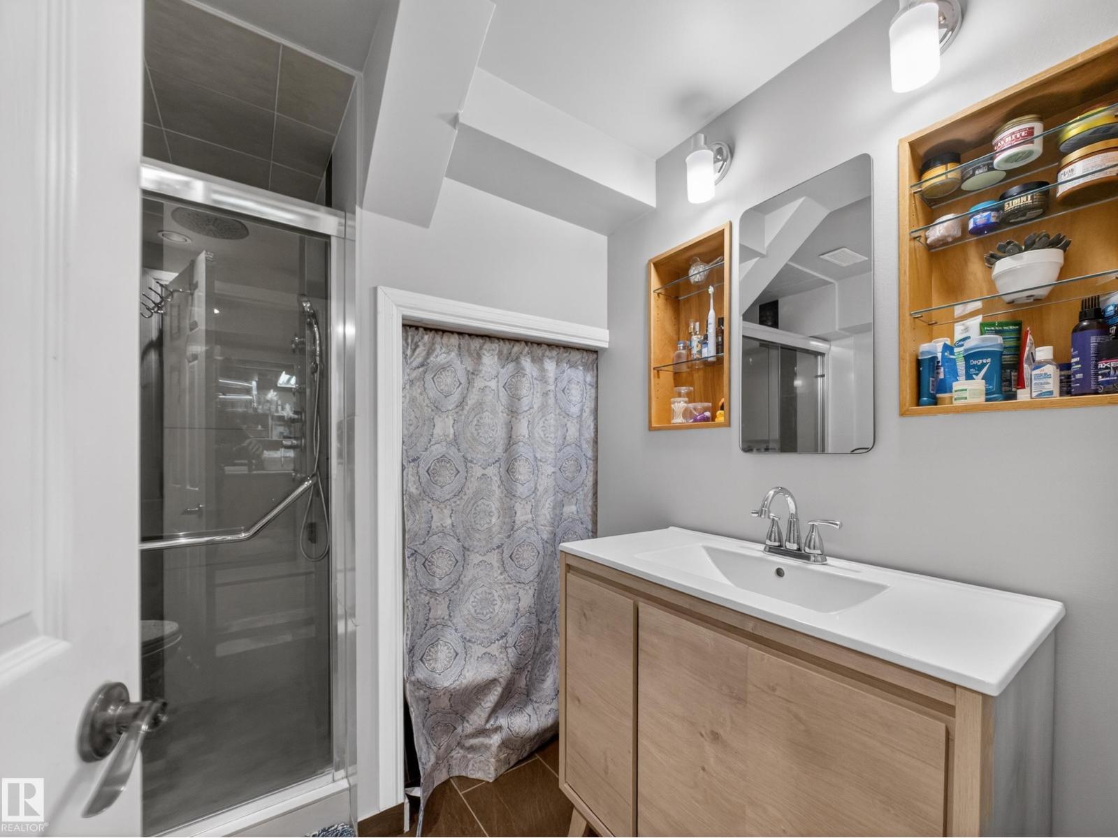 9310 165 St Nw, Edmonton, Alberta  T5R 2S4 - Photo 51 - E4482694