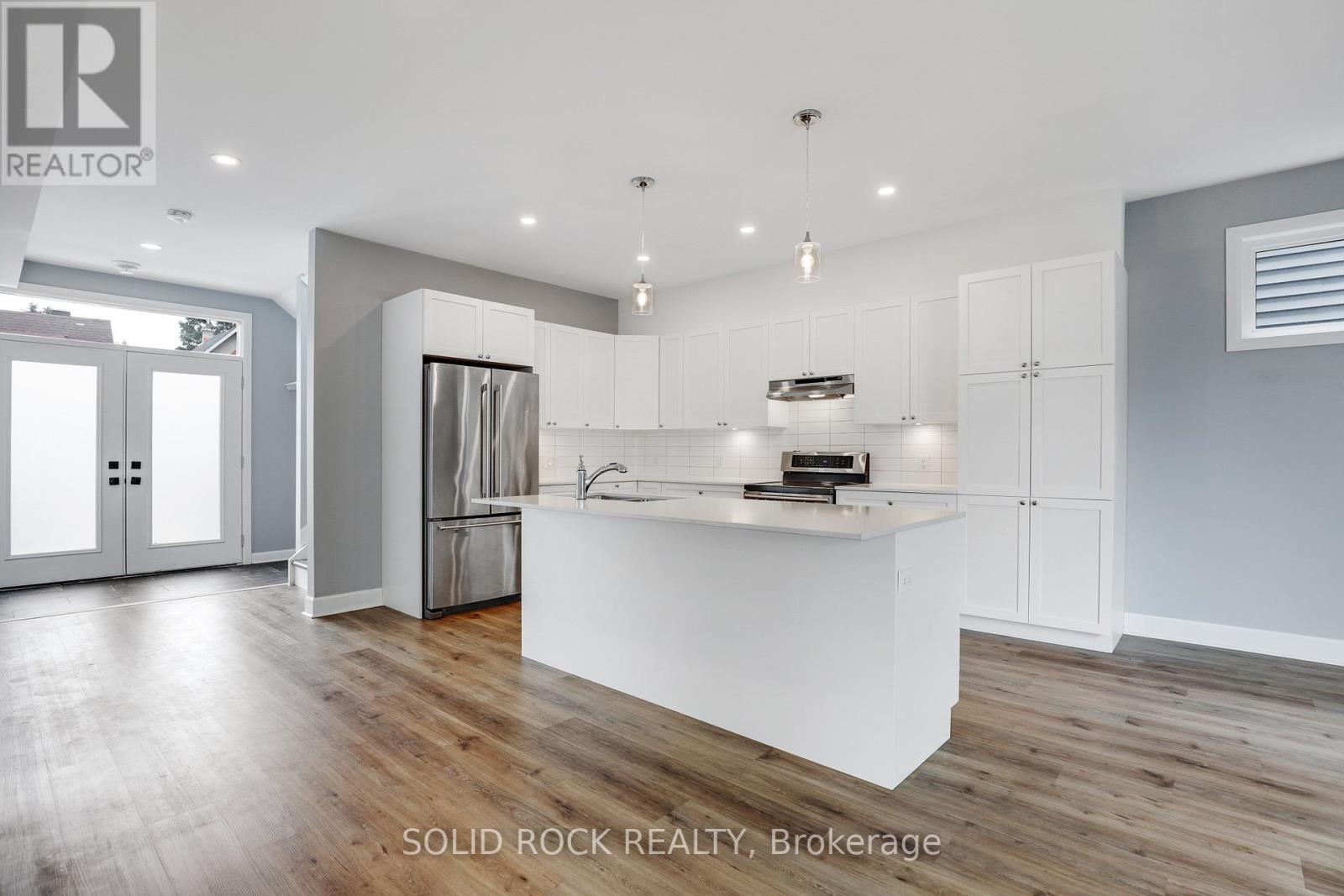 144 Montfort Street, Ottawa, Ontario  K1L 5P6 - Photo 3 - X13015212