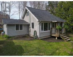 6 HIBBERD LANE, Huntsville, Ontario