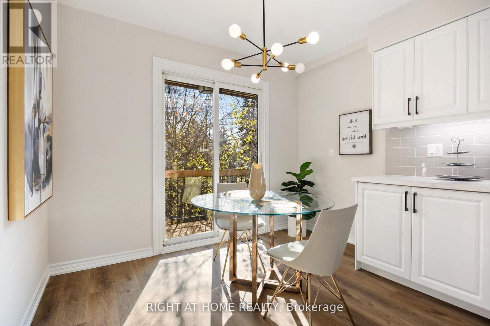 13 - 2 Wooded Carse Way, Toronto, Ontario  M2R 3H7 - Photo 12 - C13015198