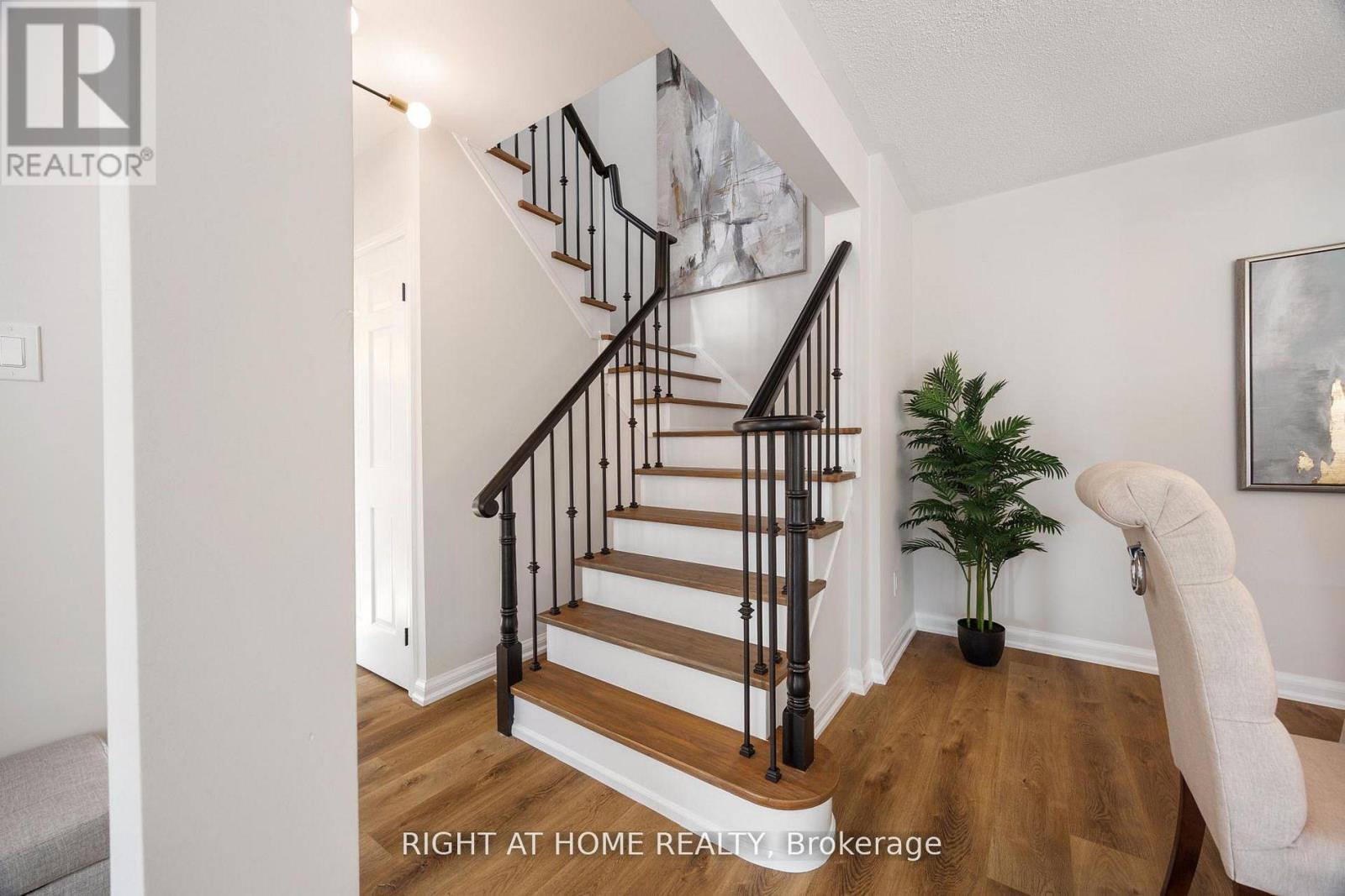 13 - 2 Wooded Carse Way, Toronto, Ontario  M2R 3H7 - Photo 14 - C13015198